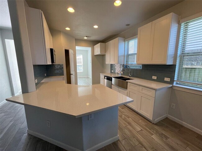 Foto del edificio - 17118 Fable Springs Ln