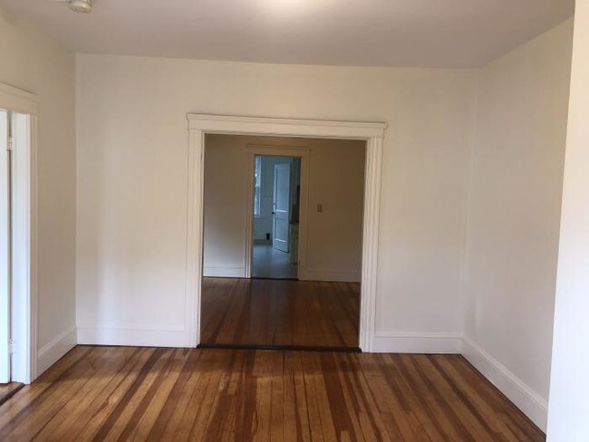 Building Photo - 2 bedroom in Woonsocket RI 02895