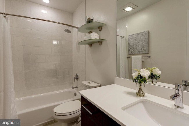 Foto del edificio - 2724 12th St NE