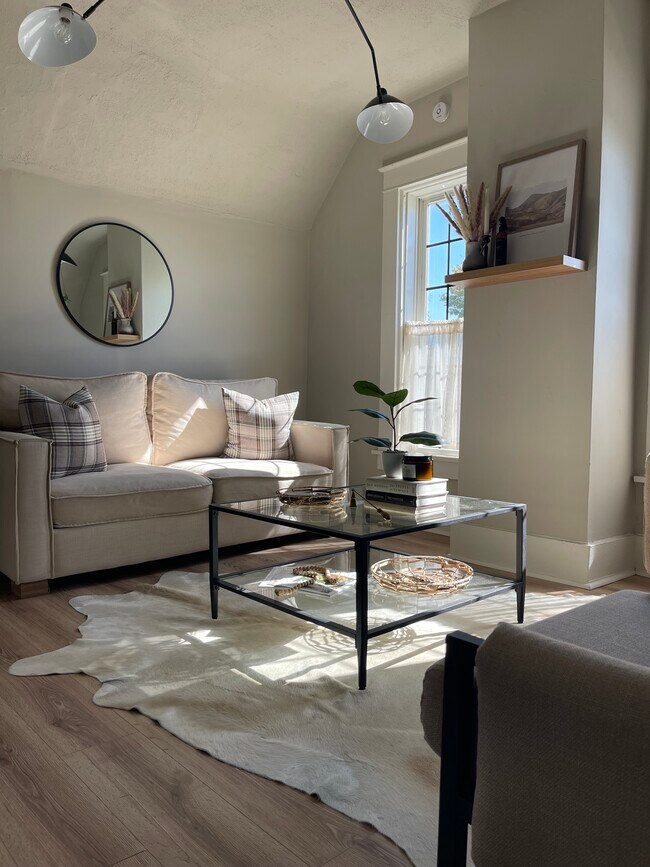 Foto del edificio - 502 Woodworth Ave