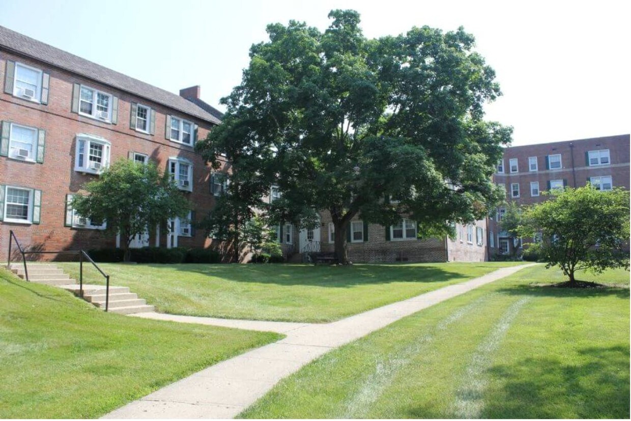 Foto principal - 3007 Neil Ave