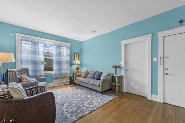 Foto del edificio - 53 Lincoln Ave