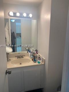 Foto del edificio - 18151 NE 31st Ct