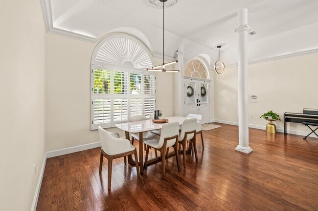 Foto del edificio - 3438 Highlands Bridge Rd