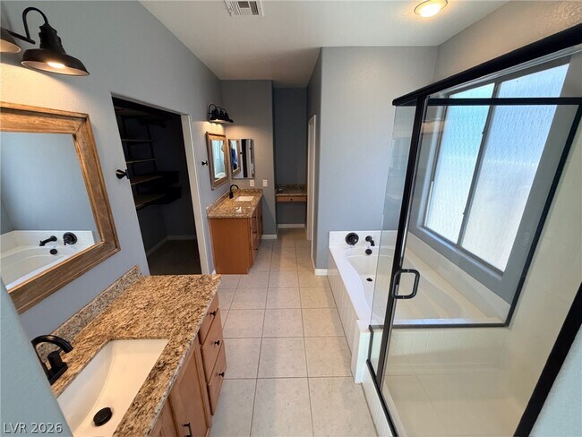 Building Photo - 8137 Slate Falls St