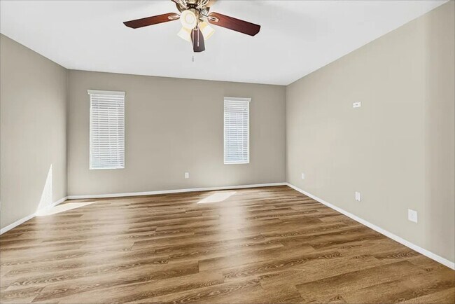 Foto del edificio - 12655 W Orange Dr