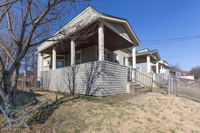 Foto del edificio - 4559 N Edgewood Ave