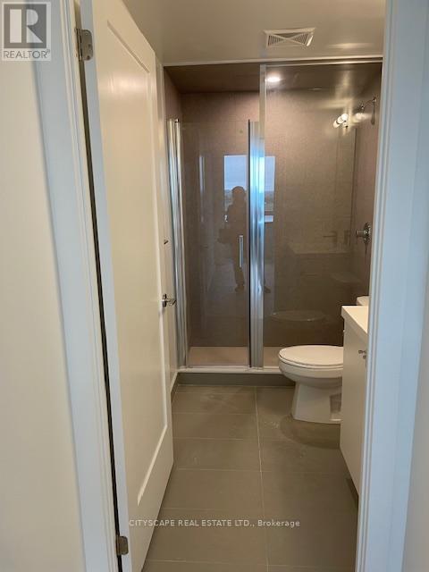 Photo du bâtiment - 2425 Simcoe St N