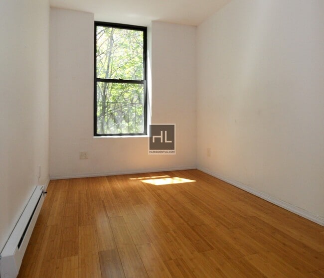 Building Photo - 2 Bedroom On Pacific Street In Crown Heights