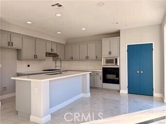 Foto del edificio - 6749 Rico Ct