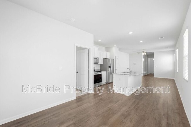 Foto del edificio - 6036 Beadlow St