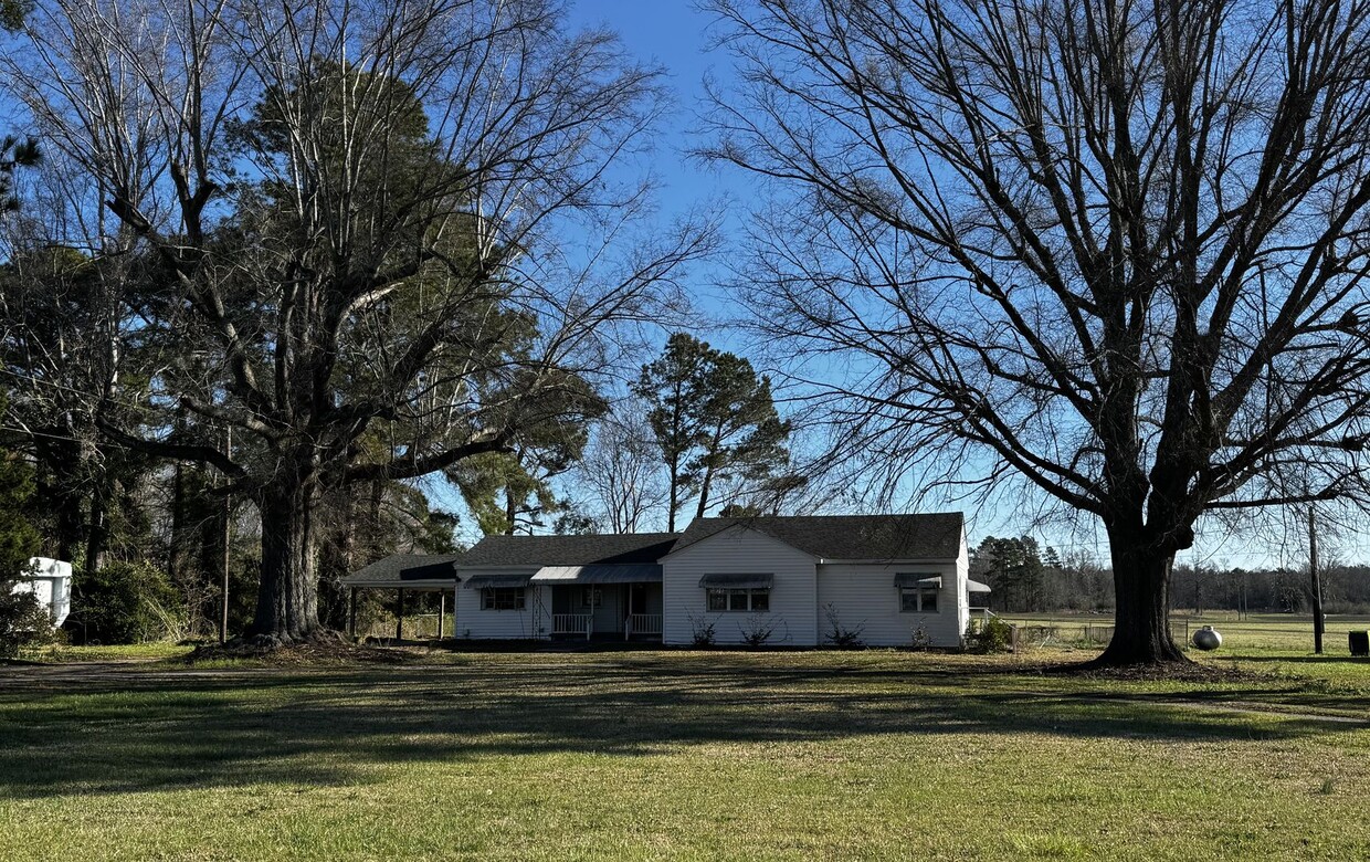 Foto principal - Well kept home in Rural Vanceboro area