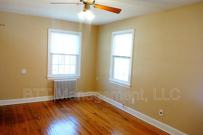 Photo - 8401 Greenwood Ave Apartment