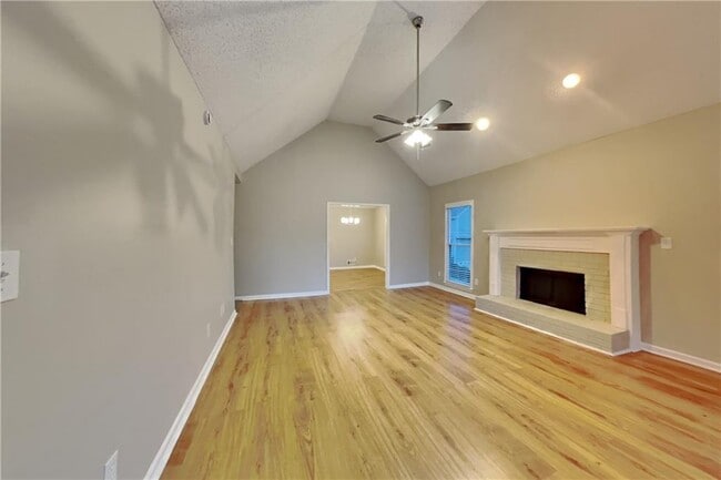 Building Photo - 291 Abbington Way