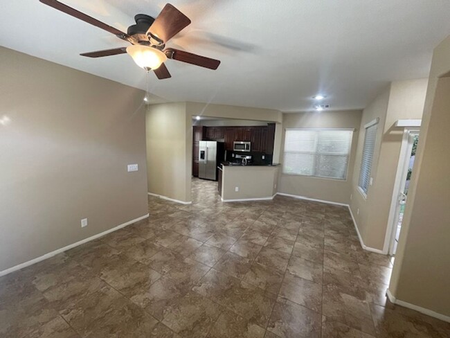 Building Photo - FANTASTIC SUMMERLIN WEST HOME!!!! LOCATED ...