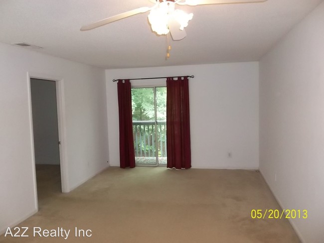 Building Photo - 227 Ashley Forest Rd
