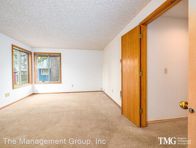 Building Photo - 3 br, 2 bath House - 3800 NE 152nd Ct