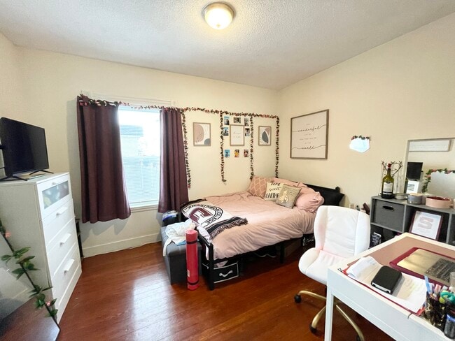 Building Photo - 20 Eastman St