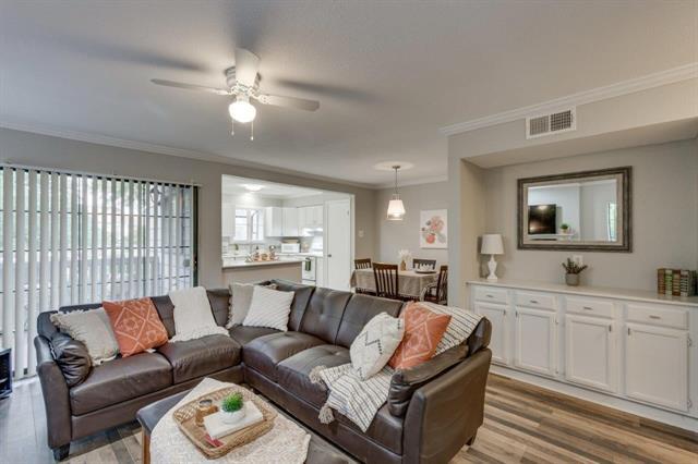 Building Photo - 15151 Berry Trail
