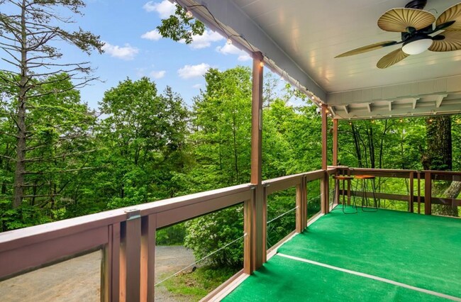 Foto del edificio - 338 Canter Ct