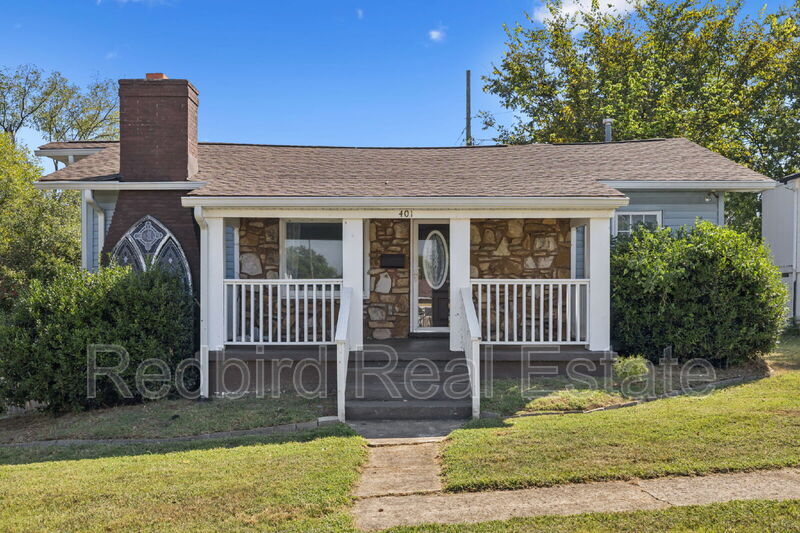 Primary Photo - 401 Lawrence St