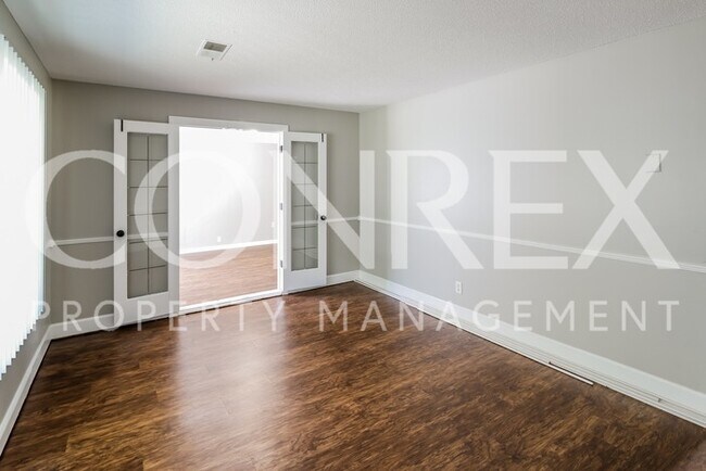 Building Photo - Lovely Home in Summerville!!