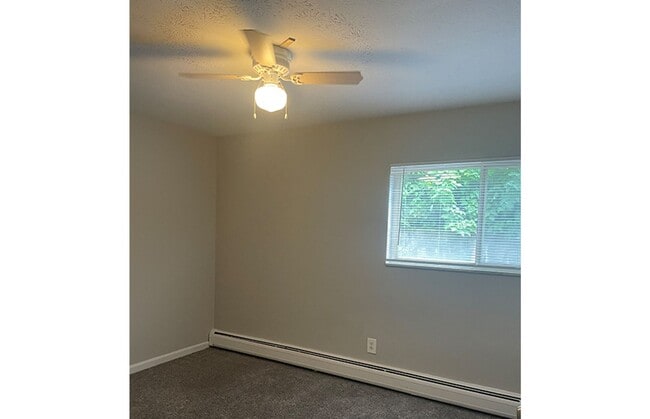 Foto del edificio - 550 Lowell Ave