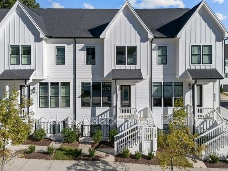 Foto principal - 4936 Trek Ln