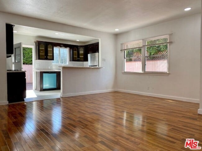 Building Photo - 4071 Sawtelle Blvd