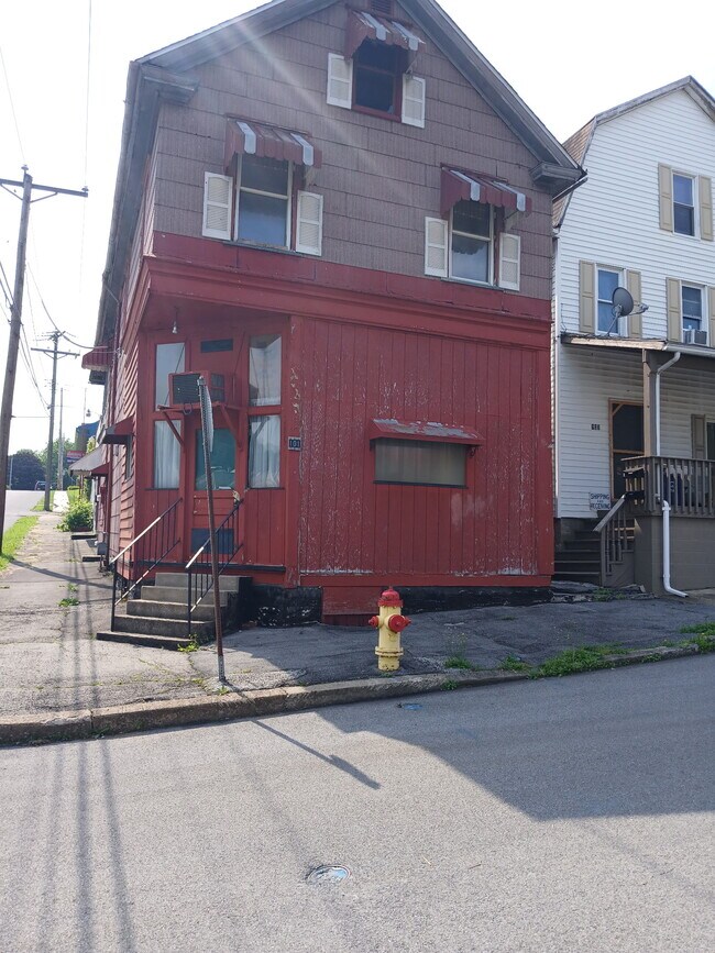 Building Photo - 101 1st Ave