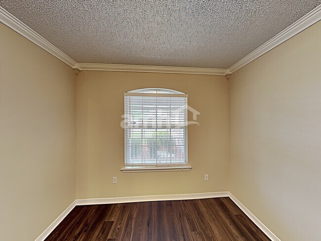 Foto del edificio - 2712 Taylor Hill Dr