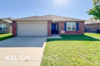 Building Photo - 1760 Bartlett Dr