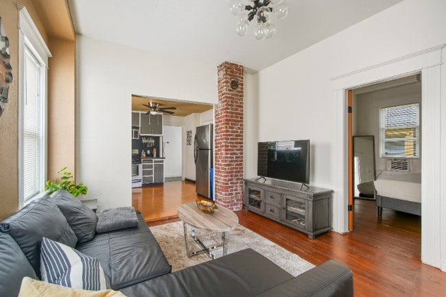 Foto del edificio - 1229 SE 36th Ave
