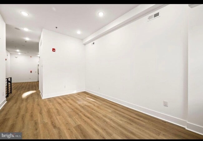 Foto del edificio - 2104 N 8th St