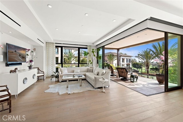 Building Photo - 1431 Santa Barbara Dr