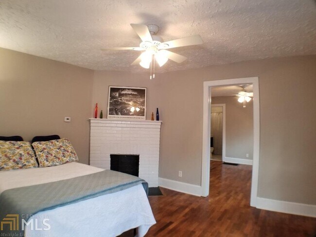 Foto del edificio - 229 Lowry St