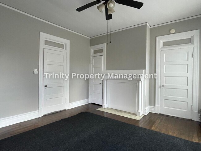 Foto del edificio - 628 Mulberry Ave