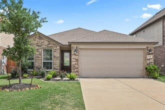 Building Photo - 2214 Sand Lily Dr