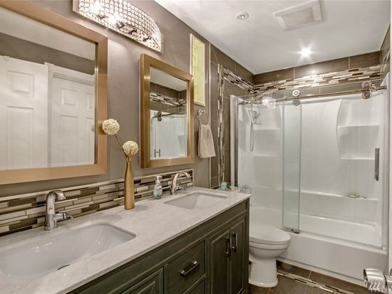 Foto del edificio - 16032 Spanaway Loop Rd S