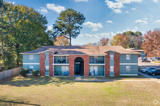 Parker Place Apartments - Apartments in Russellville, AR 