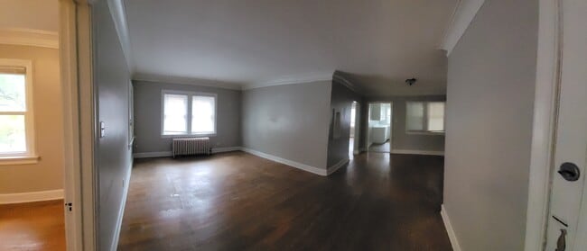 Building Photo - 612 29th St