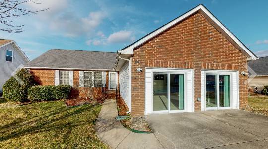 Photo - 1510 Chapman Ln House