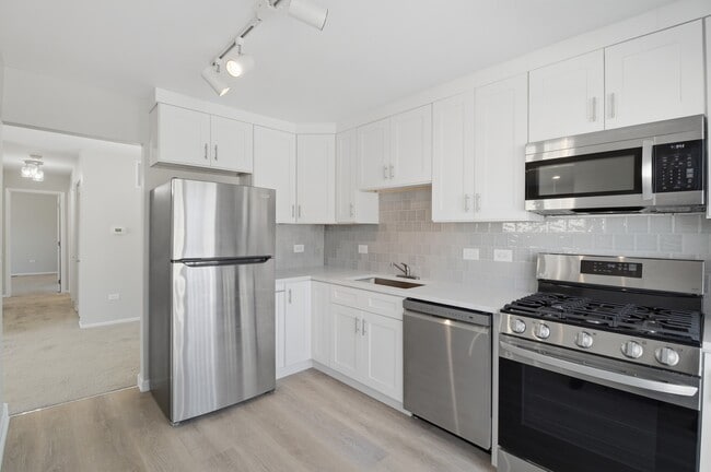 Building Photo - 205 Nantucket Harbor