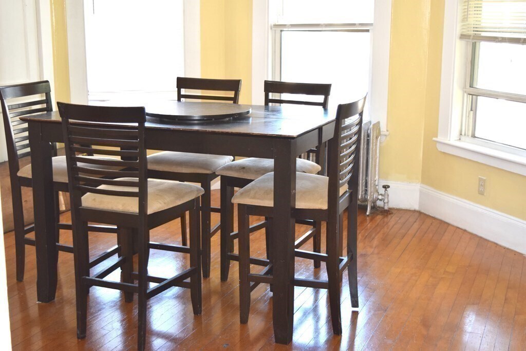 Foto principal - 766 Morton St