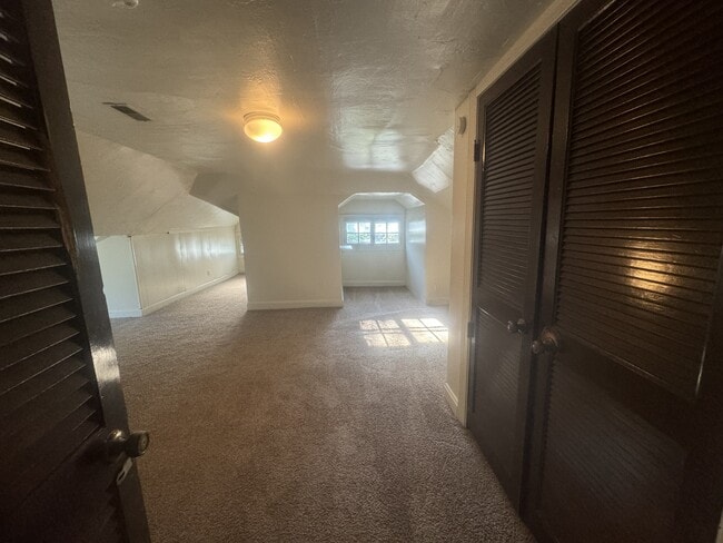 Building Photo - 317 N Indiana Ave