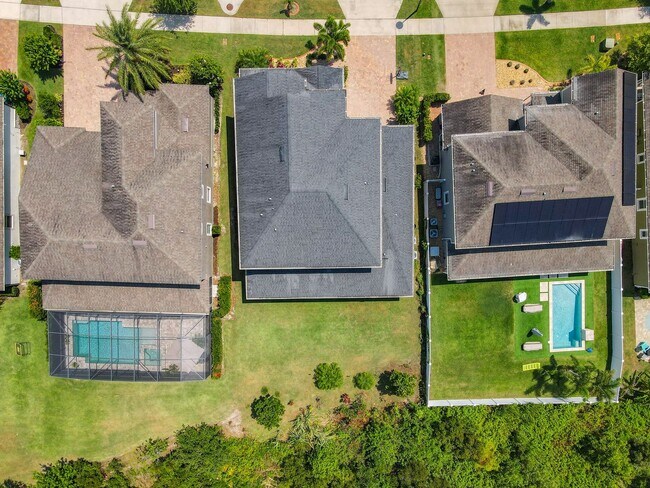 Foto del edificio - !!!NOW AVAILABLE!!! Beautiful 4-Bedroom PET FRIENDLY Home for Rent in RANDAL PARK!