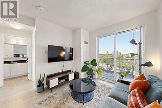 Building Photo - 50 Thomas Riley Rd