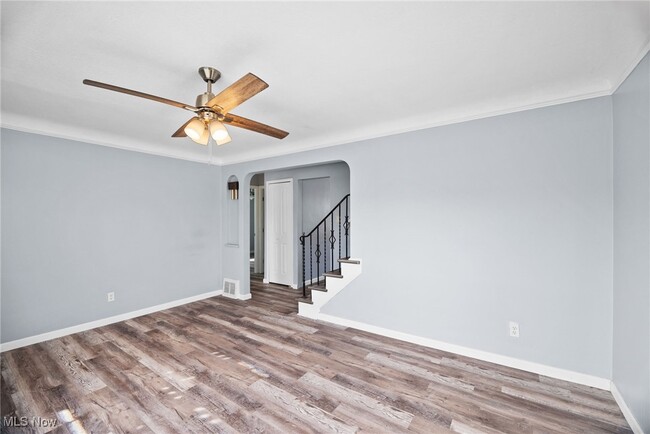 Building Photo - 15419 Edgewood Ave