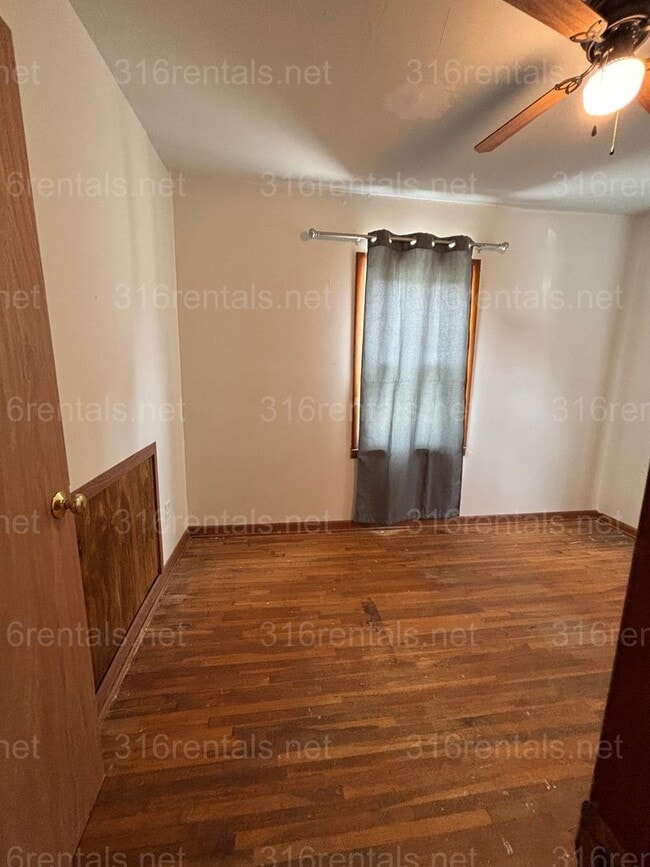 Building Photo - 544 11th St