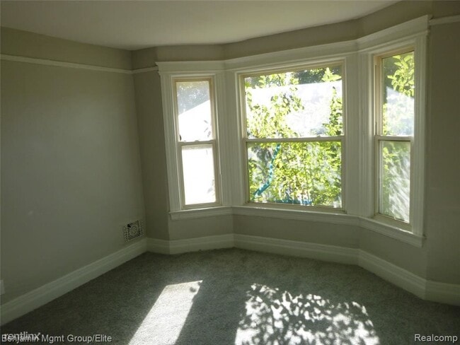 Building Photo - 3 br, 1 bath House - 7520 Cameron St